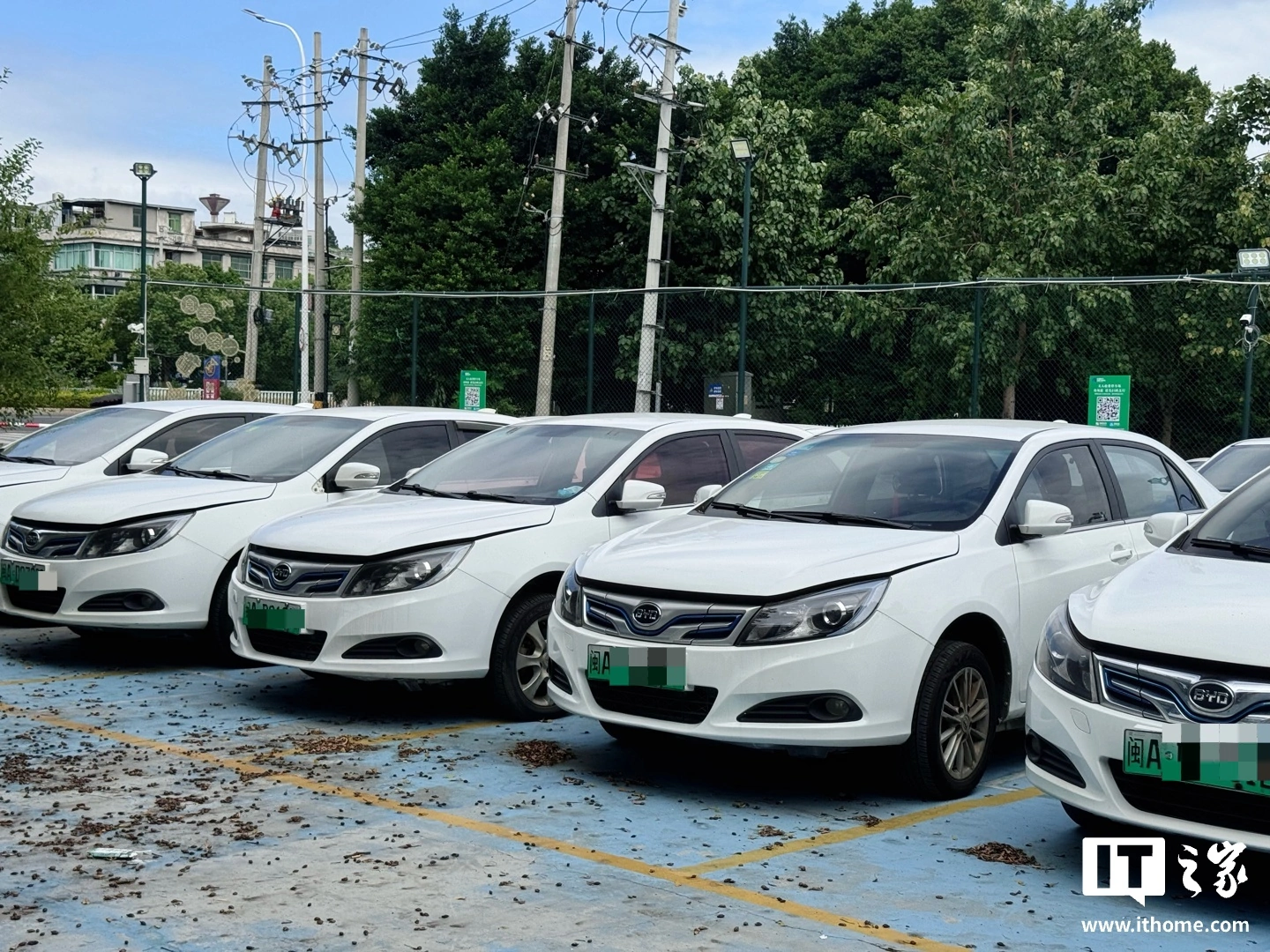 交通运输部:全国已有 396 家平台公司取得网约车平台经营许可,上月共收到订单信息 9.74 亿单