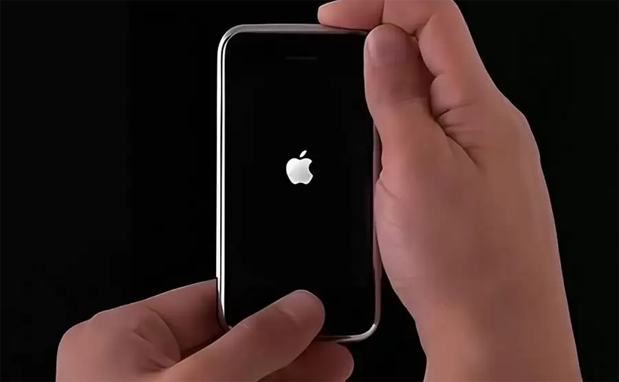 经典落幕：苹果正式关闭iPhone 5等四款老设备“降级通道”