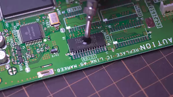 极客给原版PlayStation升级16MB内存 就为了玩马里奥64