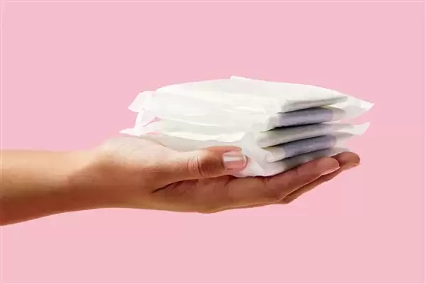黄子韬捐赠4900箱卫生巾支援广西:要把它送到任何有女性的地方