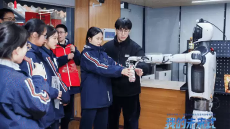 场景至上,实效为王:NA VIAI 人形机器人多领域应用场景领跑!