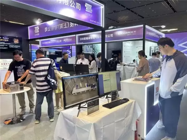 WAIC 2026现场直击:砺算四大解决方案,回答AI“离开屏幕后能做什么”