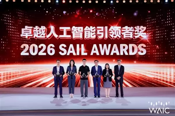 摆脱制程依赖!东方算芯3D AI芯片DF1000首次展出:获SAIL大奖