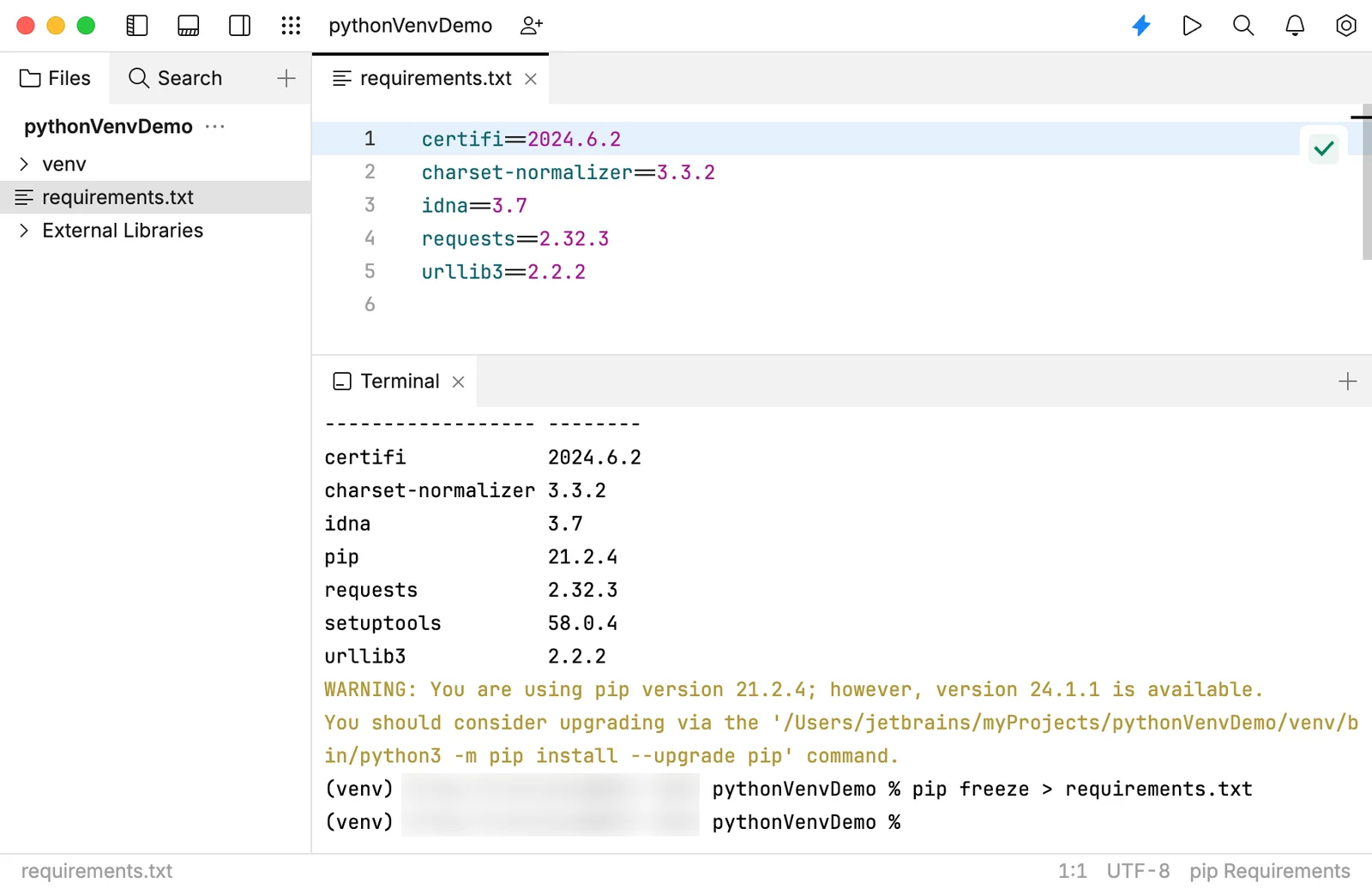 展示真实项目终端执行pip freeze、生成requirements.txt以及pip install -r requirements.txt的过程。